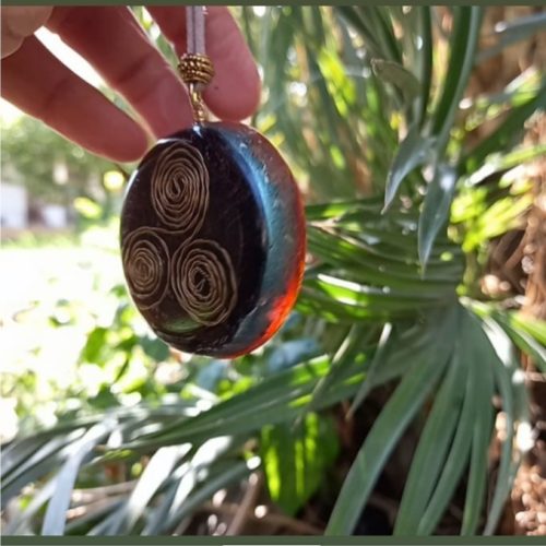 אורגונייט תריקסליון